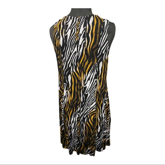 Premise Dress Animal Print Size Medium Short Sleeve Summer NEW - Picture 3 of 13